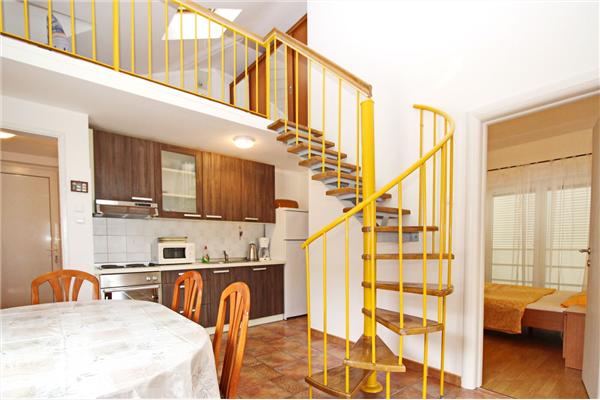 Apartment A5, for 7 persons