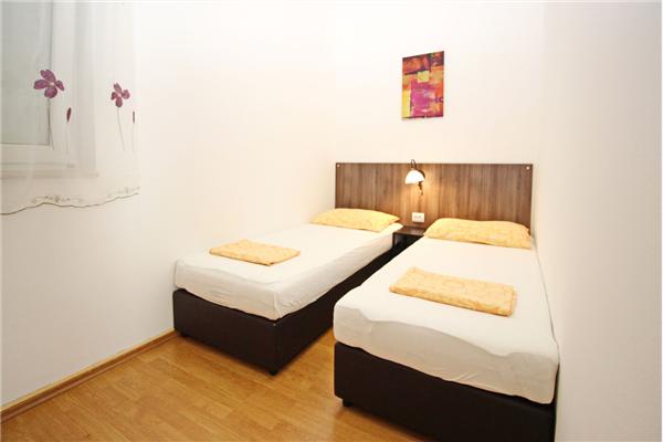 Apartment A5, for 7 persons