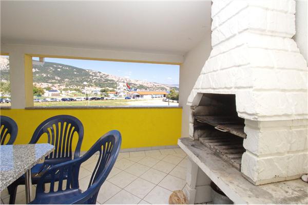 Apartment A6, for 8 persons