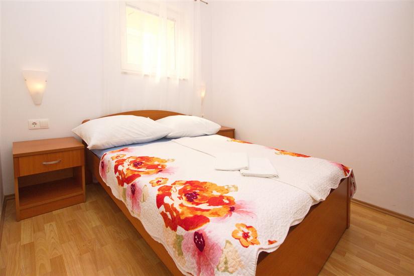 Apartment A6, for 8 persons