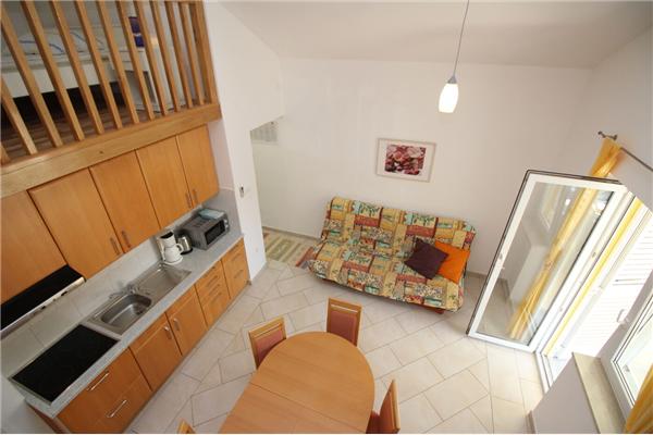 Apartment A7, for 6 persons