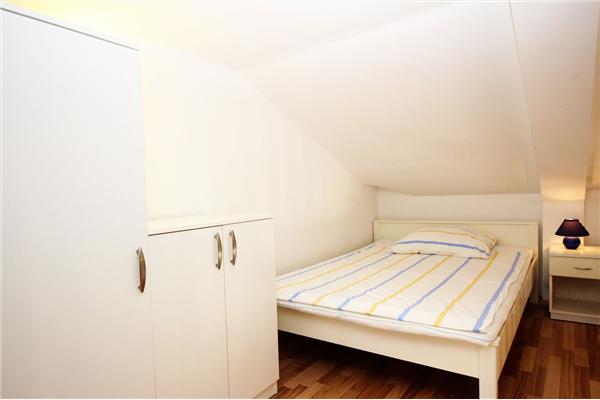 Apartment A7, for 6 persons