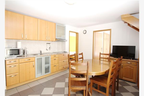 Apartment A11, for 6 persons