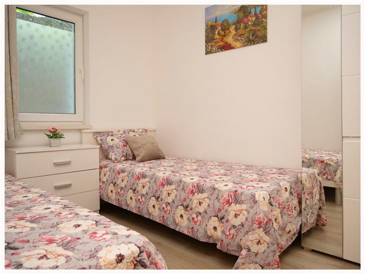 Apartment K1, for 6 persons