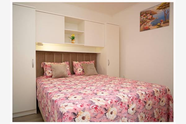 Apartment K1, for 6 persons