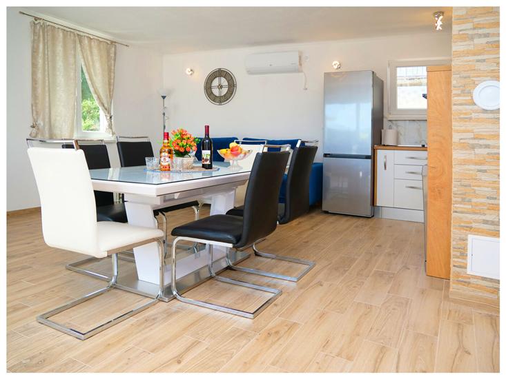 Apartment K1, for 6 persons