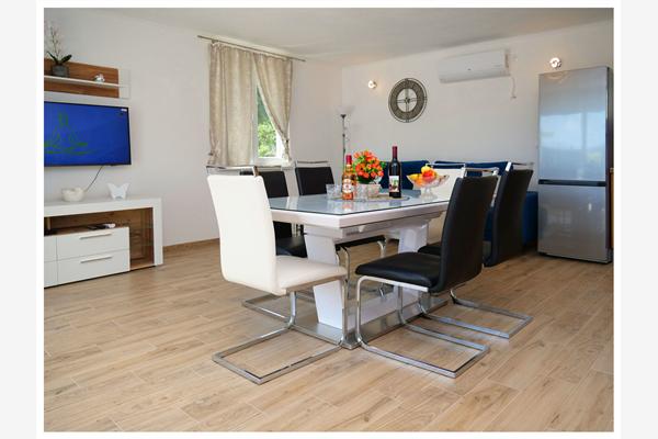 Apartment K1, for 6 persons