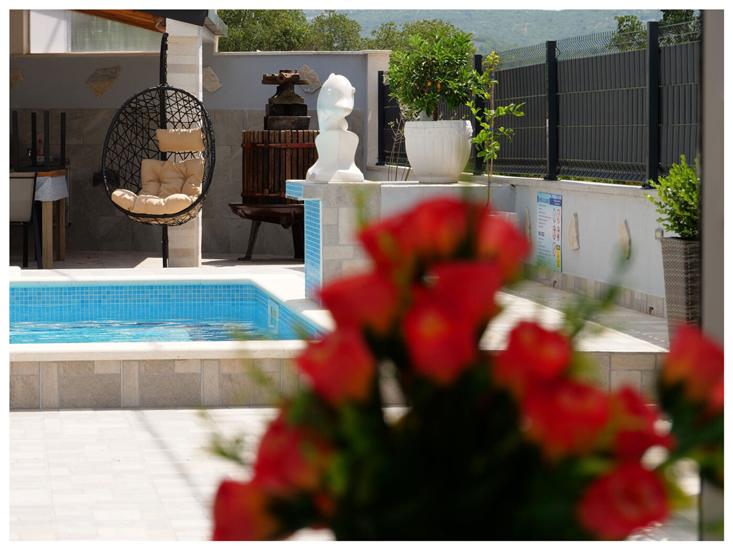 Apartment K1, for 6 persons