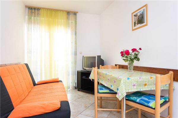 Apartment A1, for 3 persons