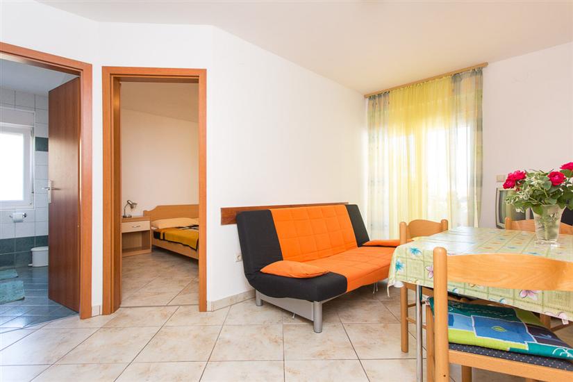 Apartment A1, for 3 persons