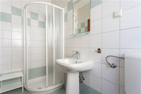 Apartment A2, for 5 persons