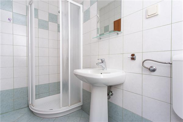 Apartment A2, for 5 persons