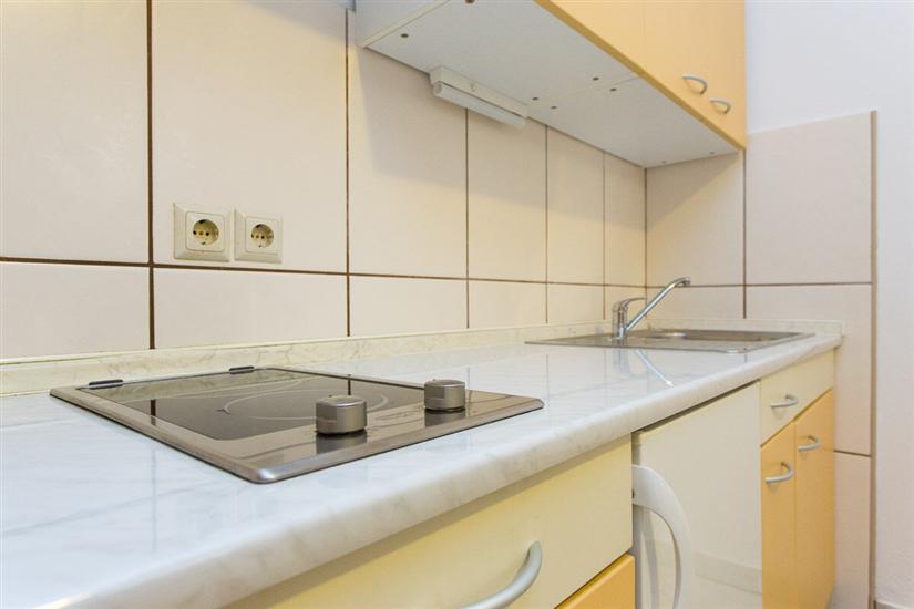 Apartment A2, for 5 persons