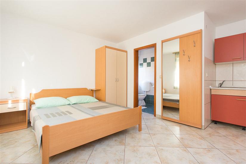 Apartment A4, for 2 persons