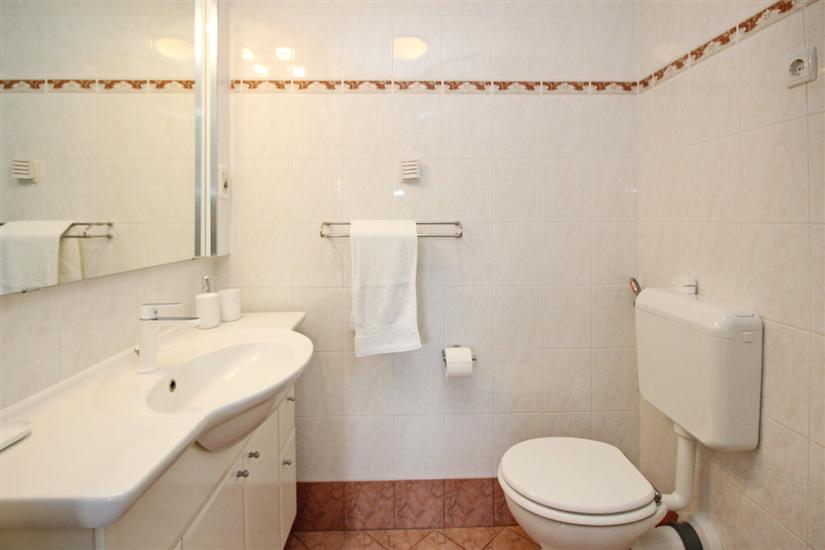 Apartment A2, for 3 persons