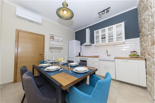 Apartment K1, for 6 persons