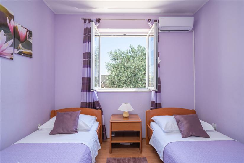 House K1, for 5 persons