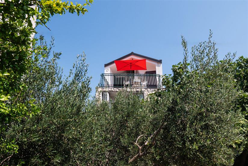 House Brunac with parking
