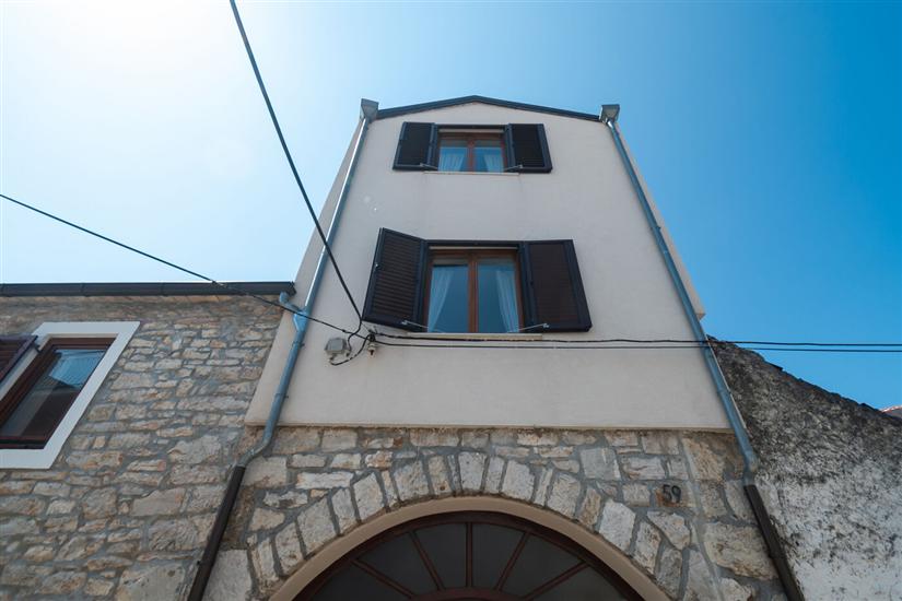 House Brunac with parking