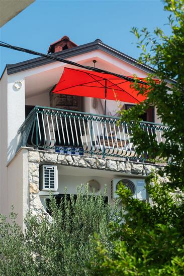 House Brunac with parking