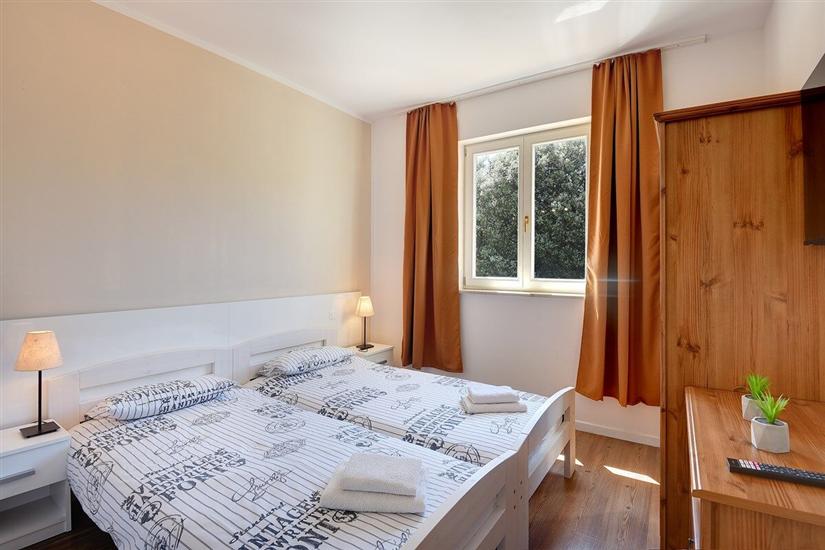 House K1, for 8 persons