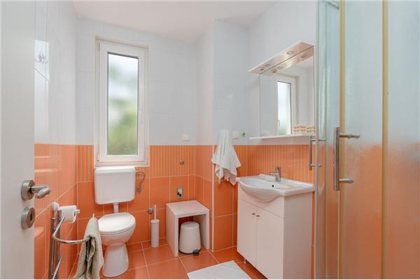 Apartment A2, for 3 persons