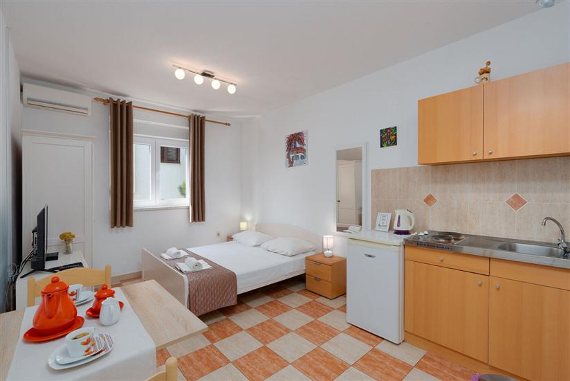Apartment A1, for 2 persons