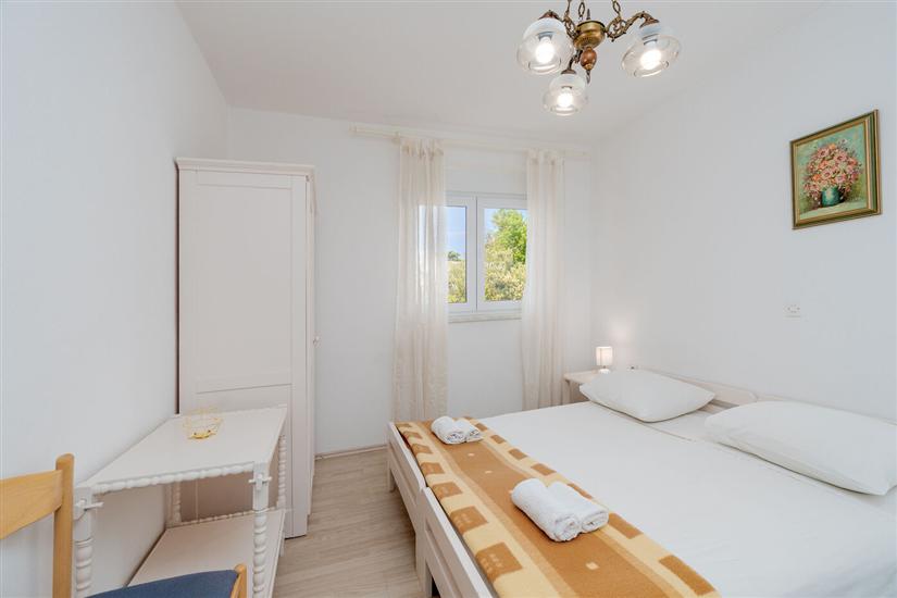 Apartment A2, for 5 persons