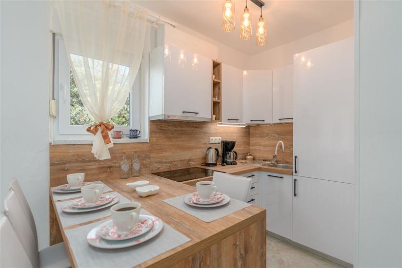 Apartment A2, for 5 persons