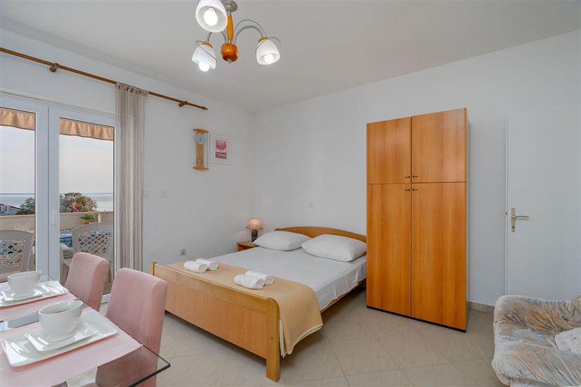 Apartment A3, for 3 persons