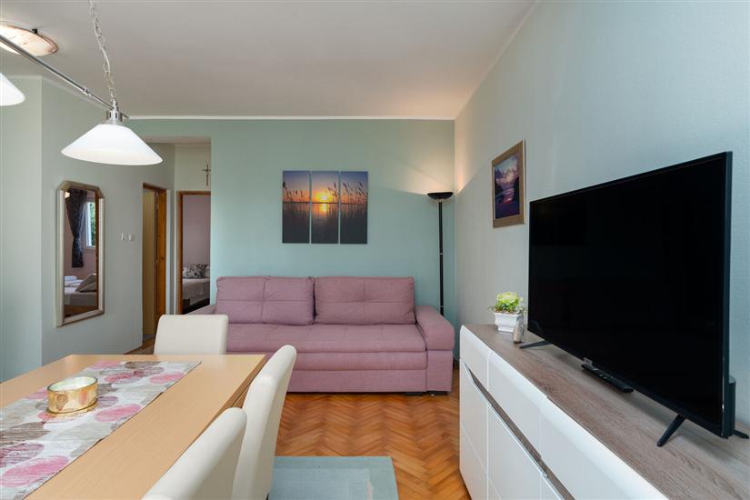 Apartment A1, for 6 persons