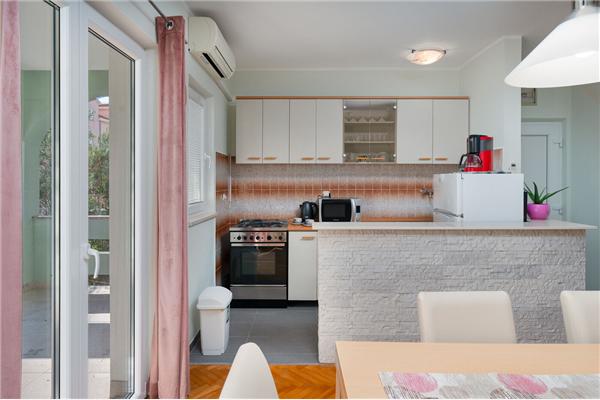 Apartment A1, for 6 persons