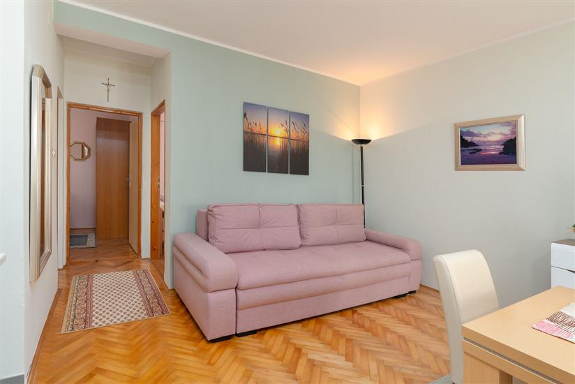 Apartment A1, for 6 persons
