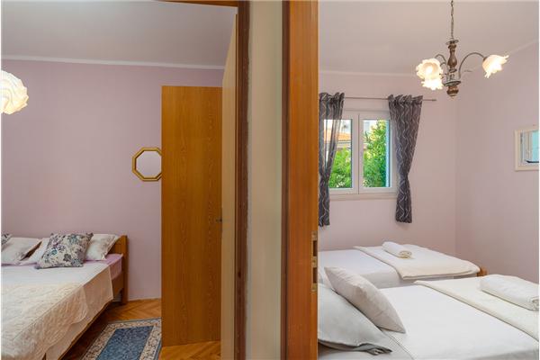 Apartment A1, for 6 persons