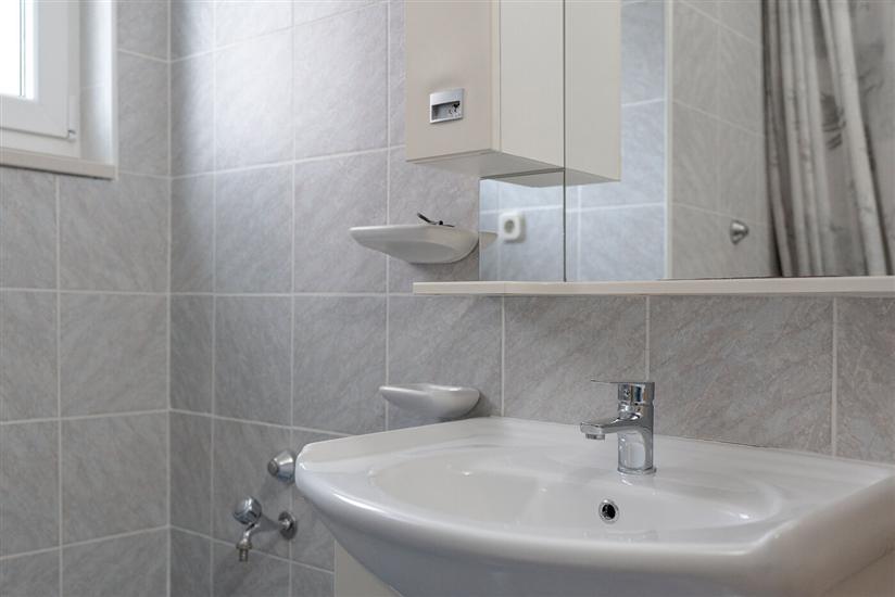 Apartment A1, for 6 persons