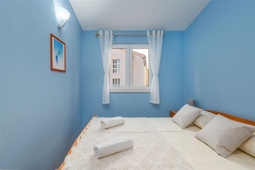 Apartment A2, for 6 persons