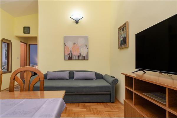 Apartment A2, for 6 persons