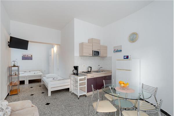 Apartment A7, for 3 persons