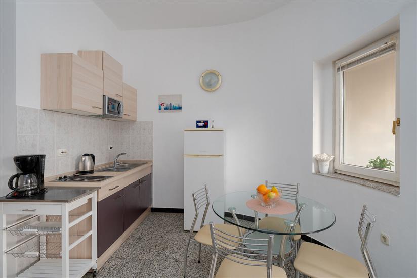 Apartment A7, for 3 persons