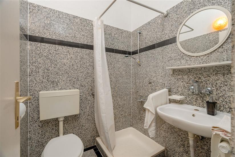 Apartment A7, for 3 persons