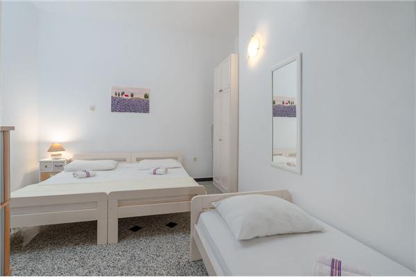 Apartment A7, for 3 persons