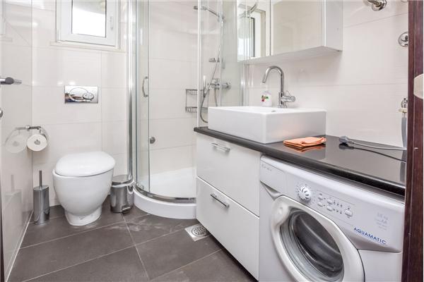 Apartment A1, for 6 persons