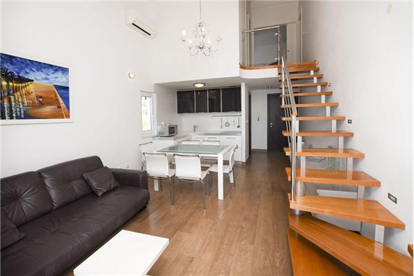 Apartment A2, for 6 persons
