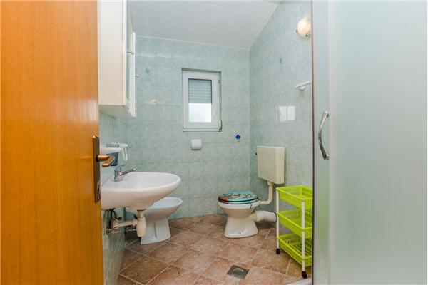 Apartment A1, for 8 persons