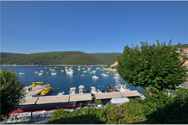 Apartment A2, for 5 persons