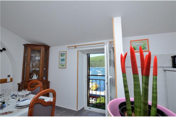 Apartment A2, for 5 persons