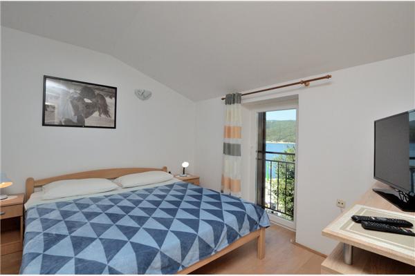 Apartment A2, for 5 persons