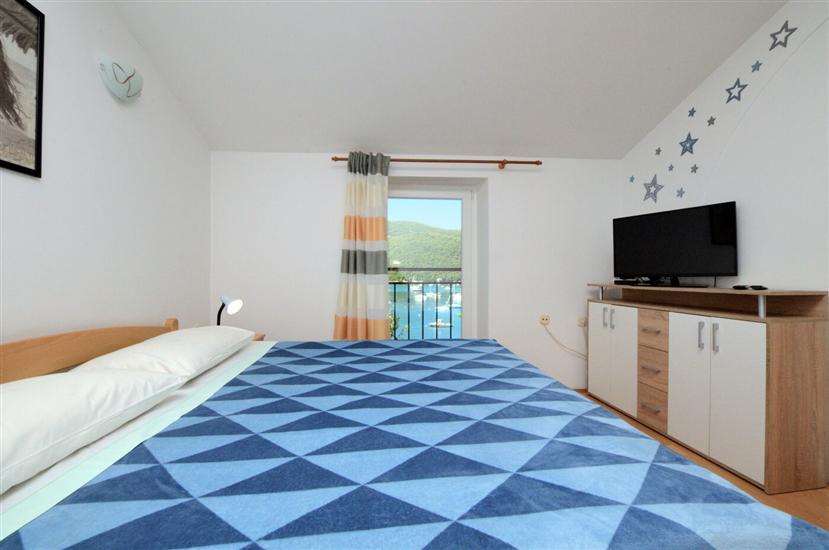 Apartment A2, for 5 persons