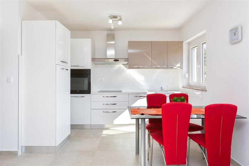 Apartment A1, for 8 persons