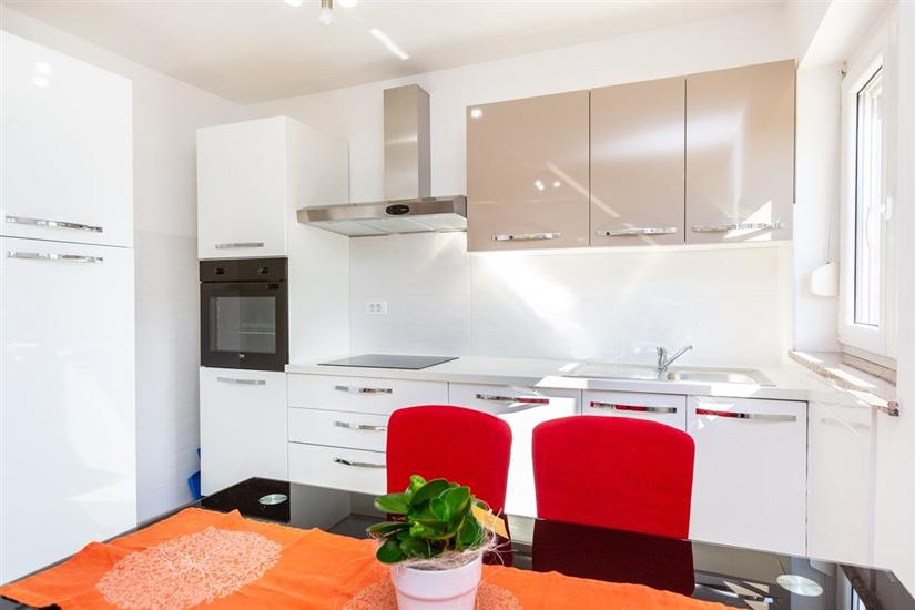 Apartment A1, for 8 persons